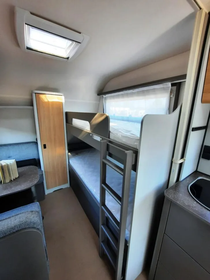 Fahrzeugbild Bürstner B66 Plus 510 TK Verfüg./Sparen Sie 4.630,- € #11