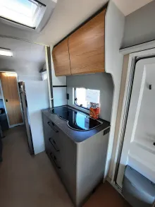 Fahrzeugbild Bürstner B66 Plus 510 TK Verfüg./Sparen Sie 4.630,- € #12