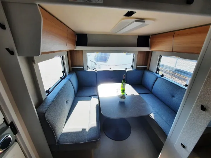 Fahrzeugbild Bürstner B66 Plus 510 TK Verfüg./Sparen Sie 4.630,- € #9