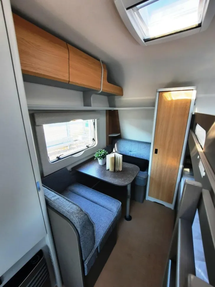 Fahrzeugbild Bürstner B66 Plus 510 TK Verfüg./Sparen Sie 4.630,- € #20