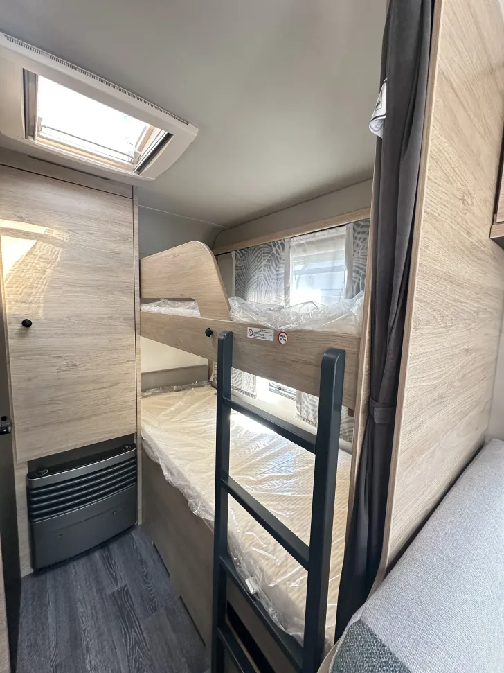 Fahrzeugbild Weinsberg CaraOne 550 QDK Auflastung 1.700 kg #11