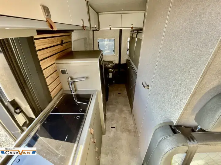 Fahrzeugbild Hymer Camper Van Grand Canyon S CrossOver Allrad #7