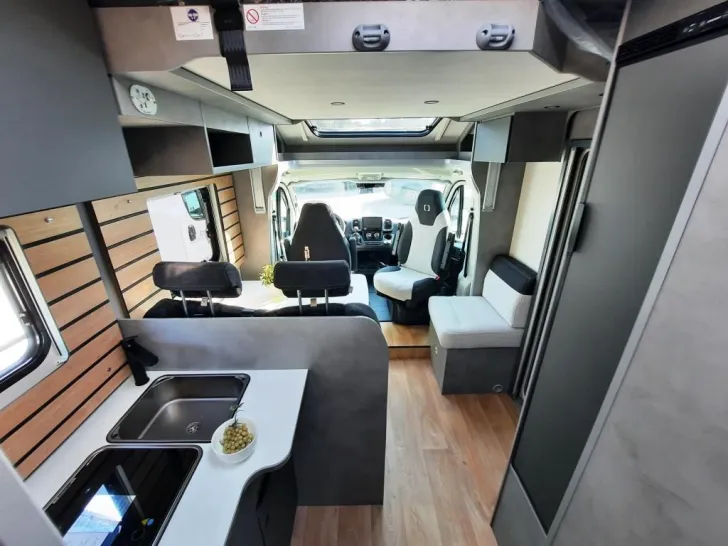 Fahrzeugbild Crosscamp EXPDN 7.4 E Verfüg./Sparen Sie 4.159,- € #5