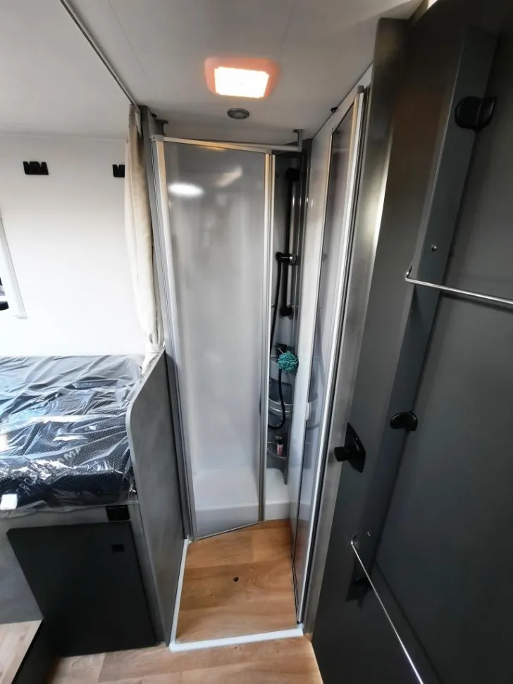Fahrzeugbild Crosscamp EXPDN 7.4 E Verfüg./Sparen Sie 4.159,- € #16
