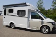 Fahrzeugbild Weinsberg X-CURSION VAN 500 LT EDITION [PEPPER] Easy-Move-Bett für 2 Personen #1