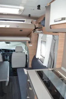 Fahrzeugbild Weinsberg X-CURSION VAN 500 LT EDITION [PEPPER] Easy-Move-Bett für 2 Personen #9