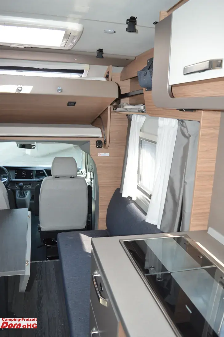 Fahrzeugbild Weinsberg X-CURSION VAN 500 LT EDITION [PEPPER] Easy-Move-Bett für 2 Personen #9