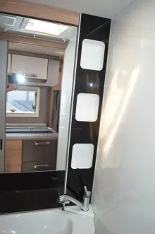 Fahrzeugbild Weinsberg X-CURSION VAN 500 LT EDITION [PEPPER] Easy-Move-Bett für 2 Personen #16
