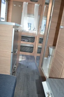 Fahrzeugbild Weinsberg X-CURSION VAN 500 LT EDITION [PEPPER] Easy-Move-Bett für 2 Personen #19