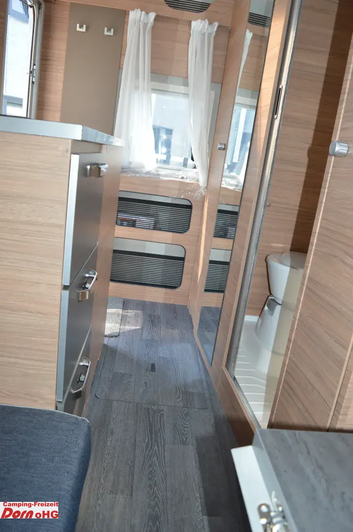 Fahrzeugbild Weinsberg X-CURSION VAN 500 LT EDITION [PEPPER] Easy-Move-Bett für 2 Personen #19