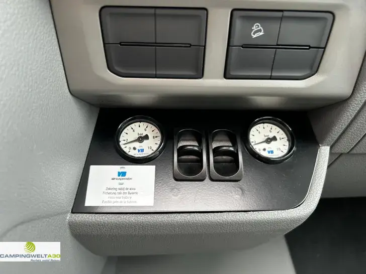 Fahrzeugbild Knaus Van Ti 700 LF 4x4*SOLAR*SAT*KLIMA*WRICHTER* #31
