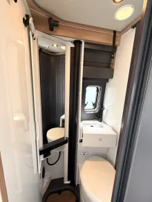 Fahrzeugbild Knaus BoxLife 540 MQ Platinum Selection ACC, Hubbett, AHK, Automatik #12