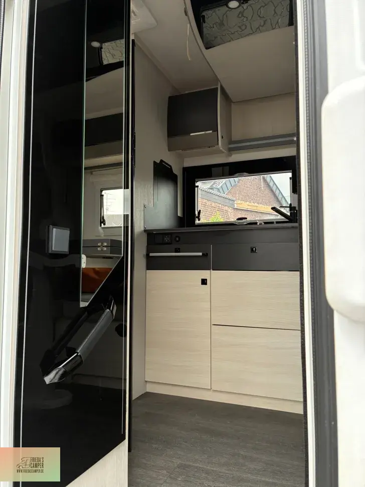 Fahrzeugbild Chausson Titanium Ultimate 777 alle Pakete,Garant. #16