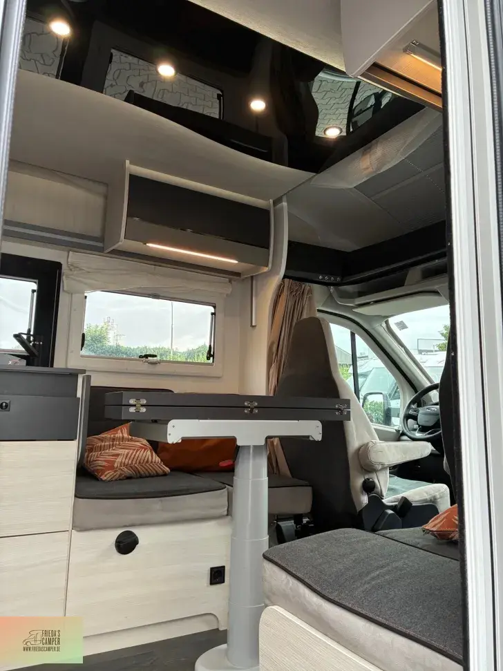 Fahrzeugbild Chausson Titanium Ultimate 777 alle Pakete,Garant. #18