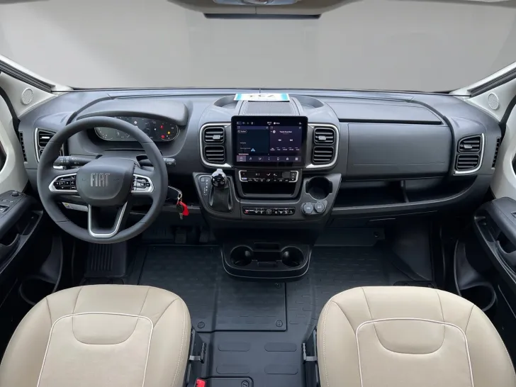 Fahrzeugbild Malibu Van first class - two rooms GT skyview 640 LE RB Fiat (731) #13