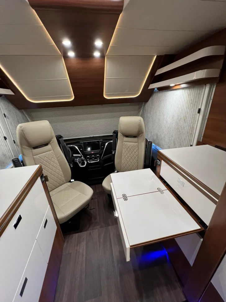 Fahrzeugbild Carthago liner-for-two I 53 Iveco (324) #18