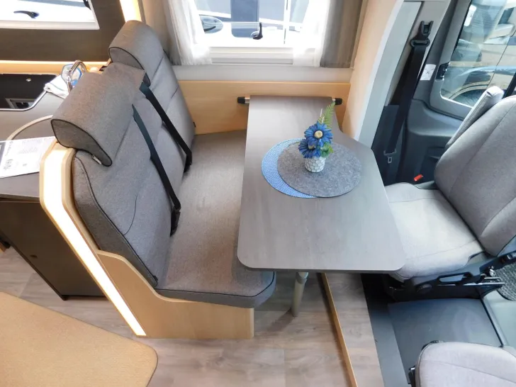 Fahrzeugbild Sunlight Adventure T Ford 670S ACC+Hubbett+Autom.+Xenon #16