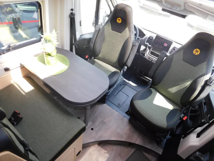 Fahrzeugbild Sunlight Cliff X 640 Safety+ACC, Digitalpaket, Combi6E #12