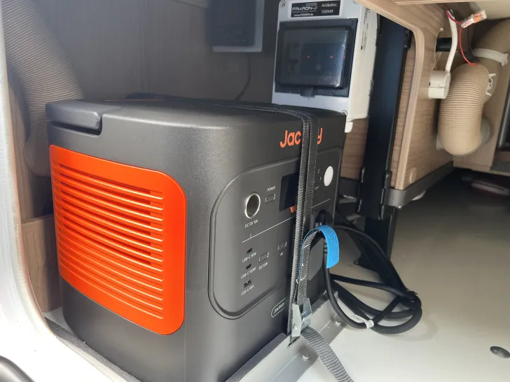 Fahrzeugbild Malibu I 441 KB-LE 5J. Gar+Clesana+Hubstütz+230v #7