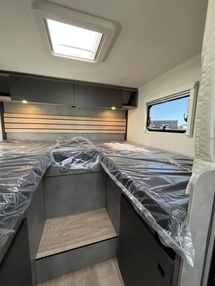Fahrzeugbild Crosscamp EXPDN 7.0 E Peugeot #9