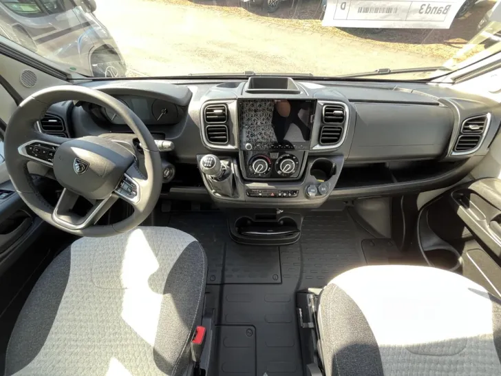 Fahrzeugbild Crosscamp EXPDN 7.0 E Peugeot #15
