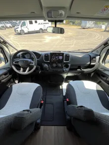 Fahrzeugbild Crosscamp EXPDN 7.4 E Peugeot #14