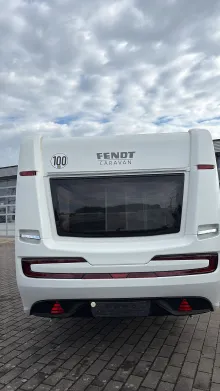 Frontal Hinten Fendt Apero 495 SFB