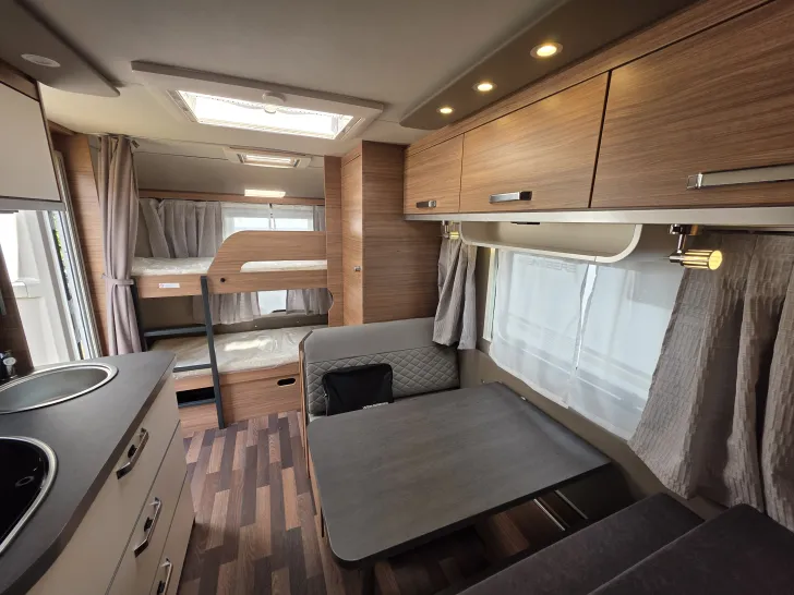 Fahrzeugbild Weinsberg CaraOne EDITION HOT 500 FDK #12