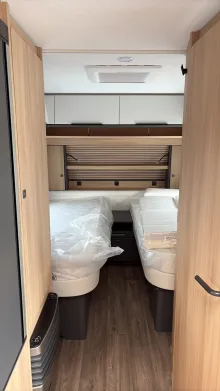 Sicht vorne-hinten Fendt Apero 515 SG