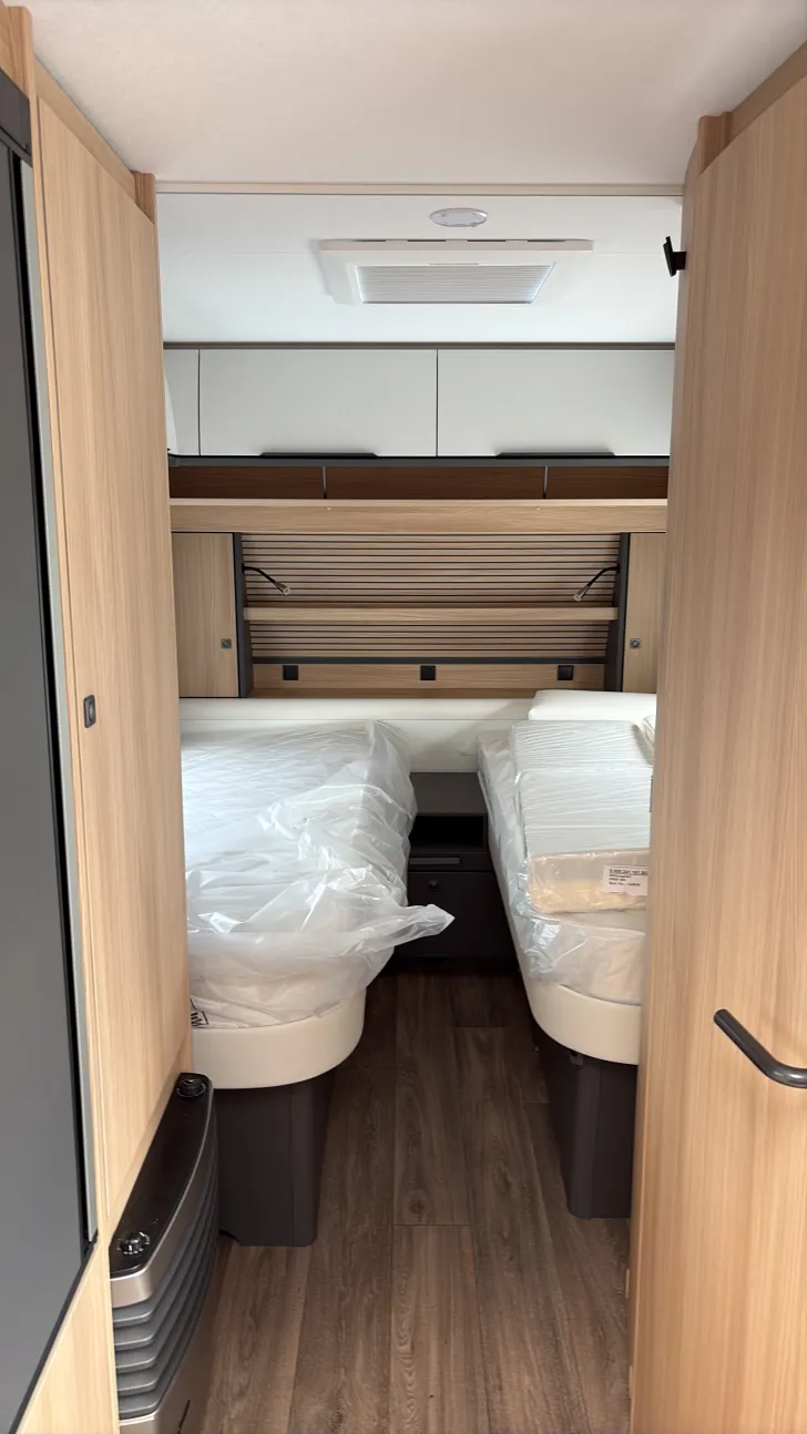 Sicht vorne-hinten Fendt Apero 515 SG