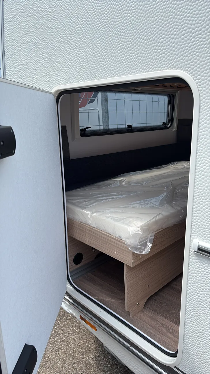 Heckgarage Fendt Bianco Selection 550 SKM