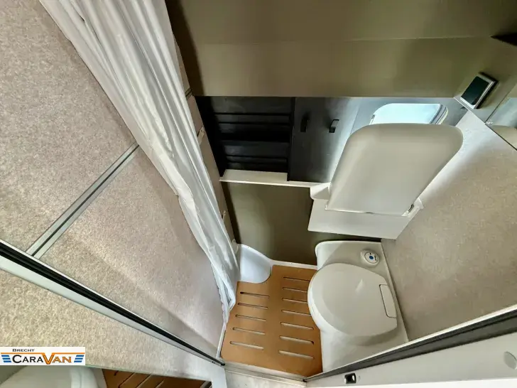 Fahrzeugbild Hymer Camper Van Grand Canyon S CrossOver Allrad #27