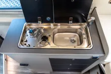 Fahrzeugbild Ahorn Camp Van 550 *Automatik*Kamera*Außendusche #14