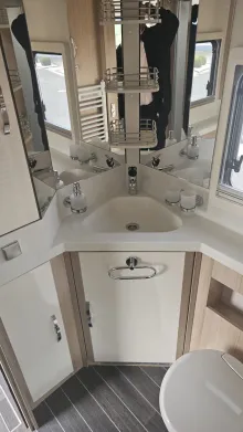 Fahrzeugbild Phoenix Midi-Alkoven Daily 7200 RSL NEUFAHRZEUG Modell 26/27 #10