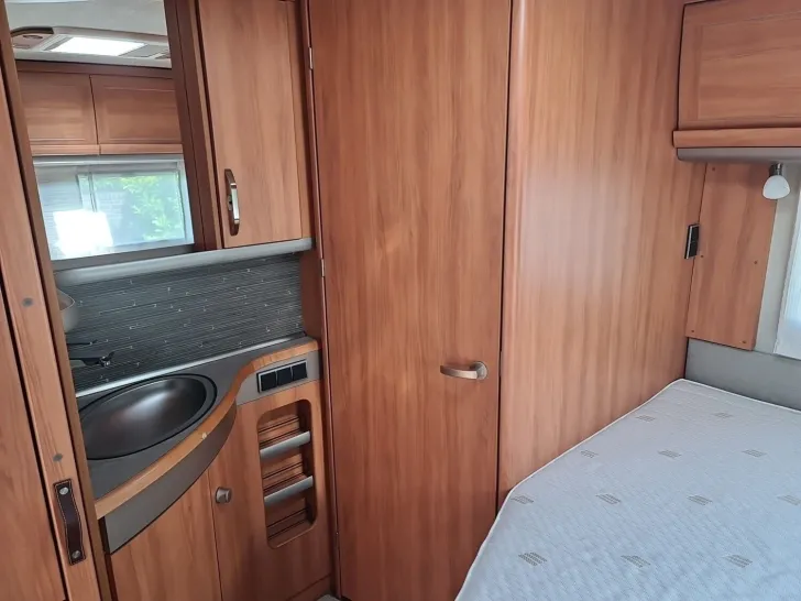 Fahrzeugbild Hymer Eriba Eriba Nova SL 545 Leder, Arktis-Paket, ALDE #17