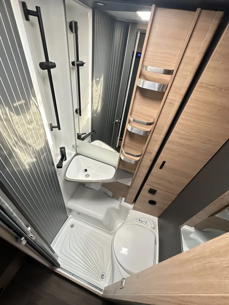 Fahrzeugbild Knaus L!VE I 650 MEG Live I 650 - Verfügbar 11.2026 #19