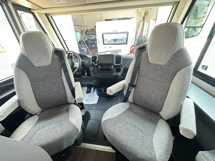 Fahrzeugbild Knaus L!VE I 650 MEG Live I 650 - Verfügbar 11.2026 #11
