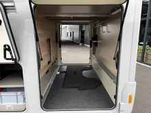 Fahrzeugbild Eura Mobil Integra Line GT 726 EF Comfort Dachklima+Backo. #9