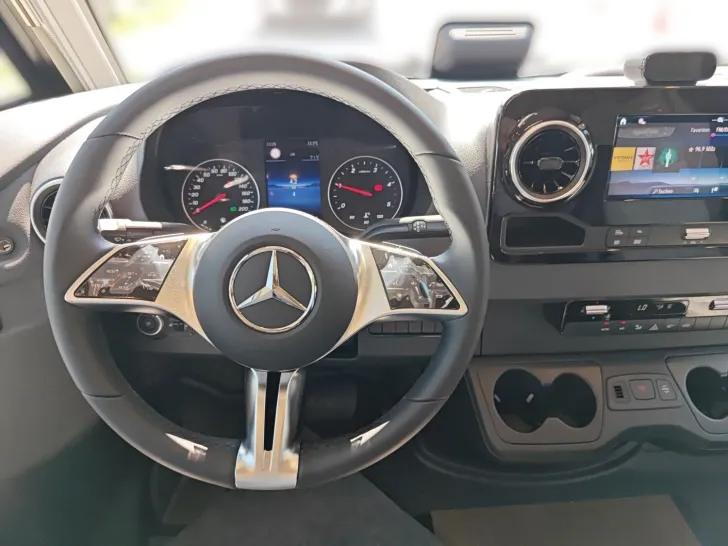 Fahrzeugbild Carthago C2-tourer I 145 RB LE comfort Mercedes #8