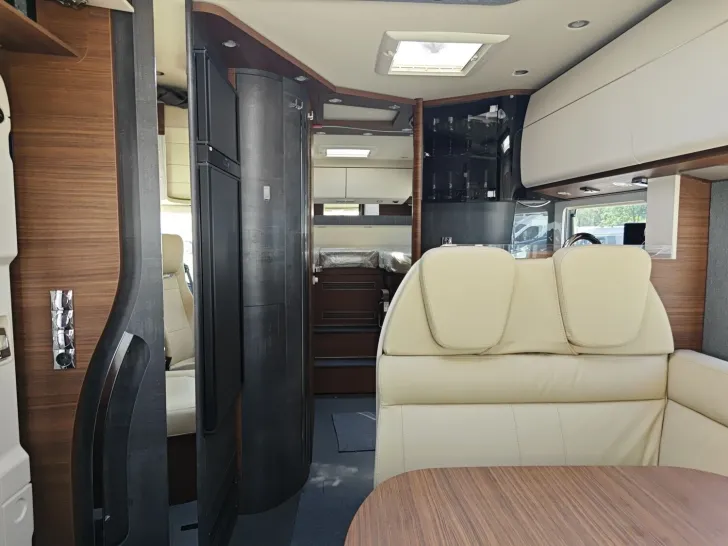 Fahrzeugbild Carthago chic c-line I 4.9 LE Mercedes #18