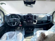 Fahrzeugbild Carado pro A 328 6,99m Längsbett-Alkoven #9