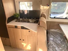 Fahrzeugbild Carado pro A 328 6,99m Längsbett-Alkoven #12