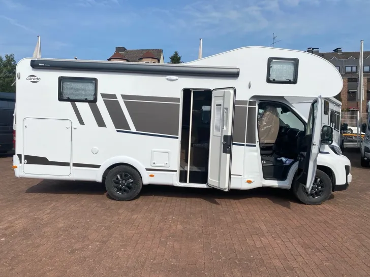 Fahrzeugbild Carado pro A 328 6,99m Längsbett-Alkoven #23