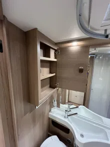 Fahrzeugbild Malibu I 460 LE (546) #28