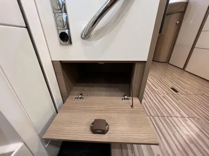 Fahrzeugbild Malibu I 460 LE (546) #32