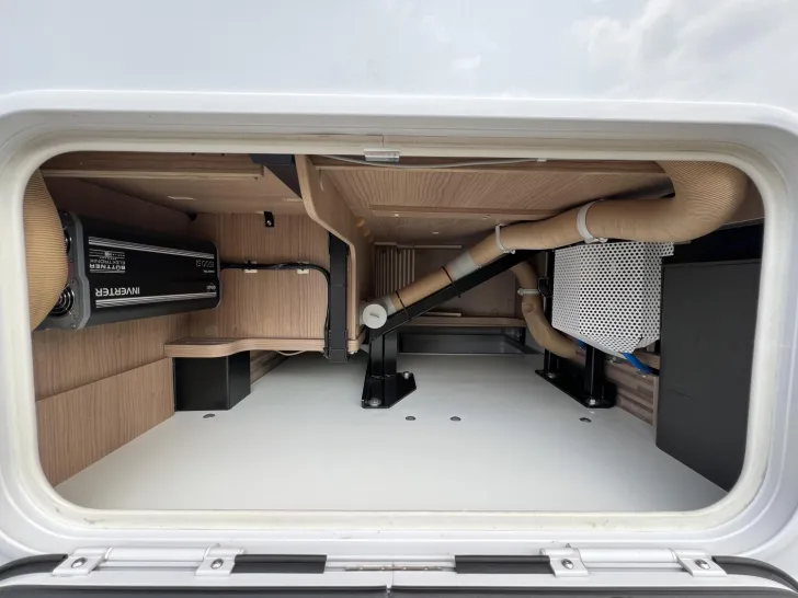 Fahrzeugbild Malibu I 460 LE (546) #36