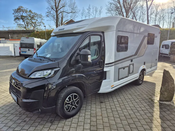 Fahrzeugbild Knaus SKY TI 650 MEG *Automatik*TV/LTE*Metallic #3