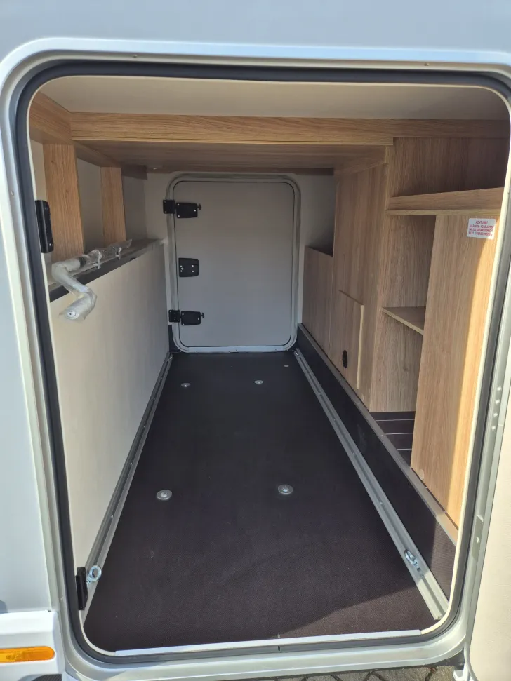 Fahrzeugbild Knaus SKY TI 650 MEG *Automatik*TV/LTE*Metallic #36