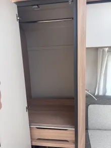 Fahrzeugbild Knaus Sport 420 QD 1350kg, Plus-Paket, Zusatzbett #9
