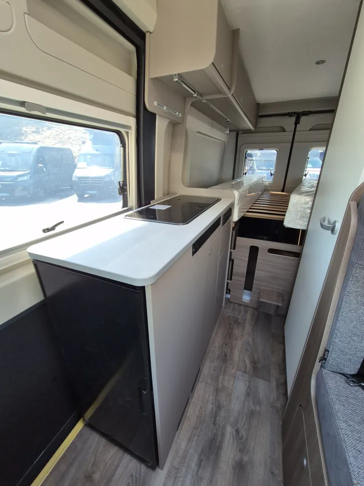 Fahrzeugbild Carado CV602 PRO *Aufstelldach* #18